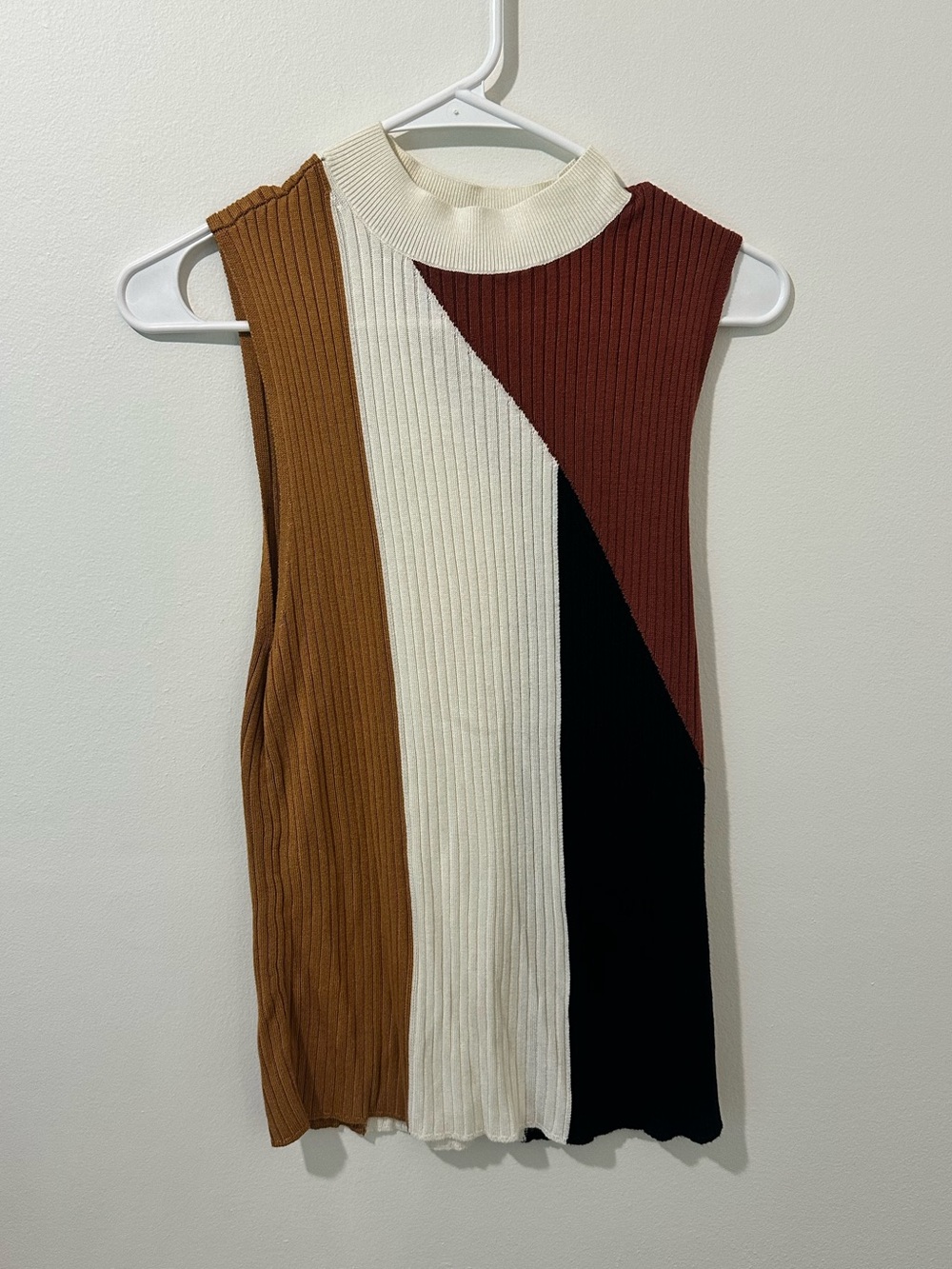 Bar III Colorblock Ribbed Mock Neck Tank - Brown, Cream & Black